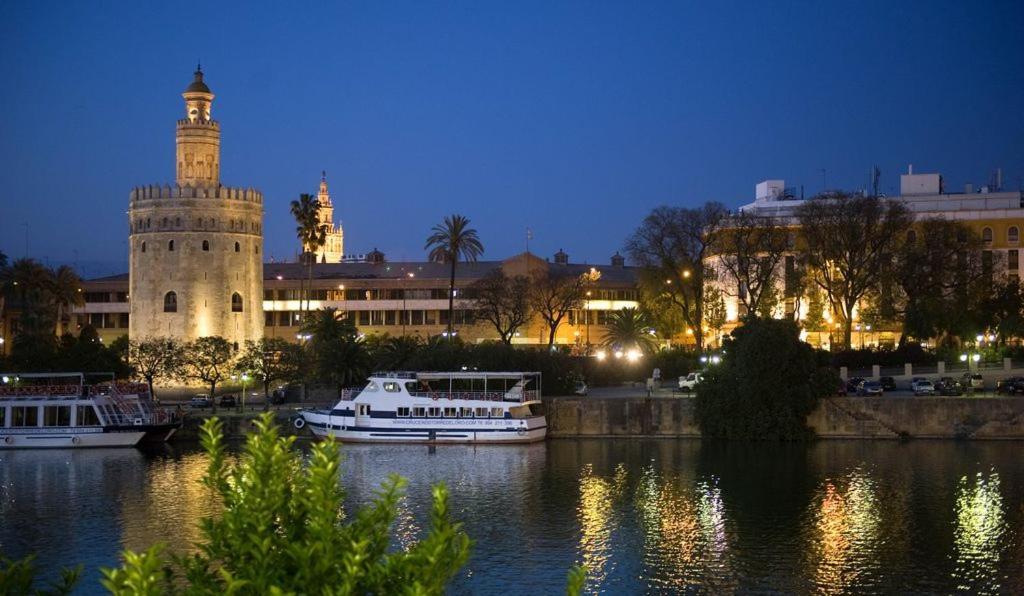 Epicenter II Nuevo Y Lujoso Apto Parking Gratis Perfecta Ubicacion Sevilla Exterior foto